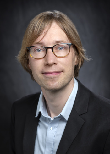 Dr. Benjamin Maerz, Scanning Transmission Electron Microscopy and Specimen Preparation Specialist