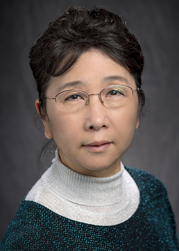 Dr. Ying Xiao, Electron Microscopy and Biological Specimen Preparation Specialist